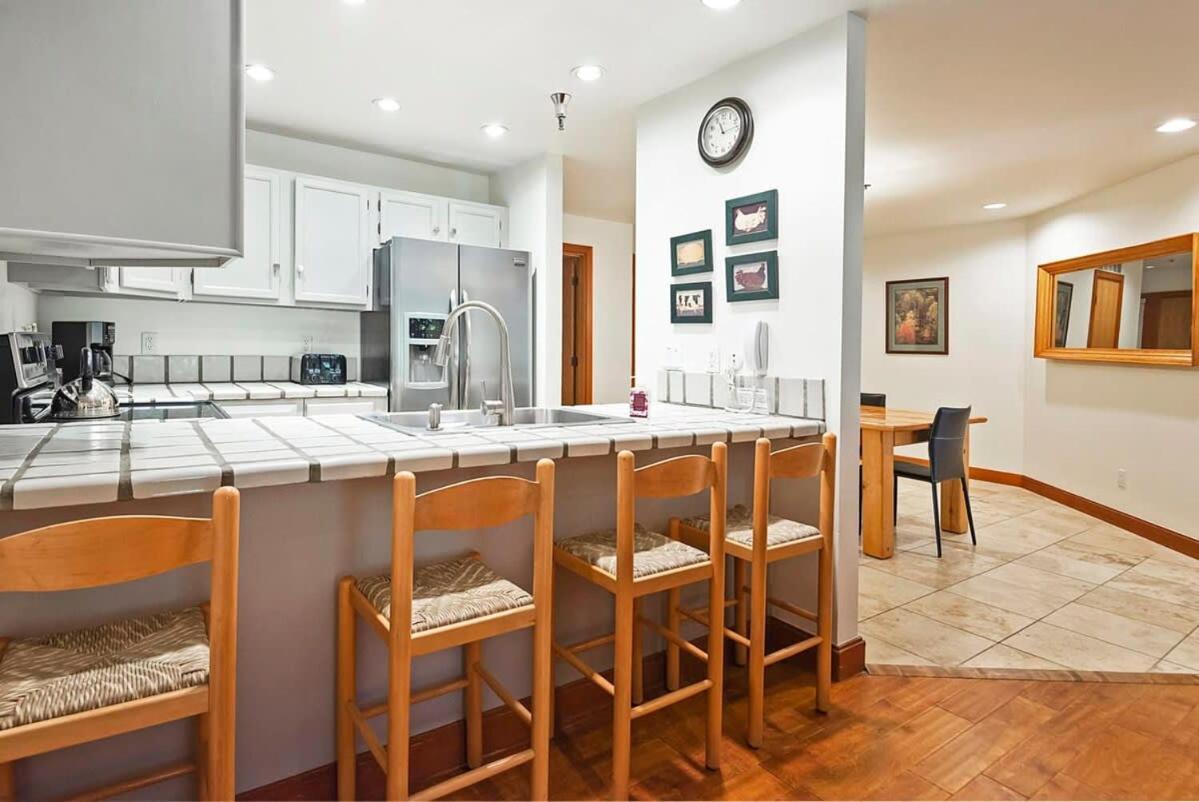Stunning Location 2Bdr Condo Retreat Park Stadt Exterior foto